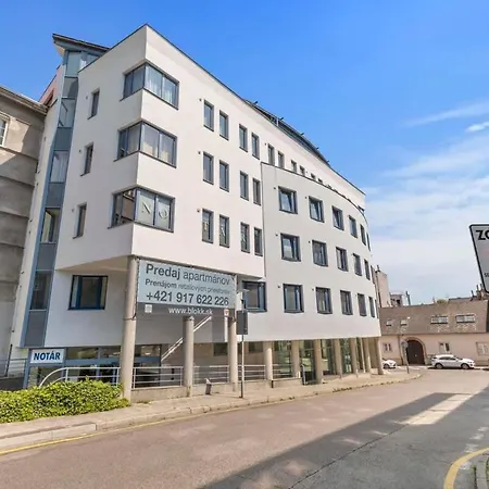 Be A Neighbour To The President *